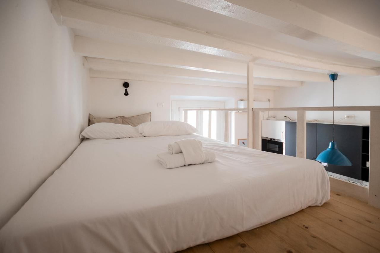Cozy Apartment Near Navigli Milaan Buitenkant foto
